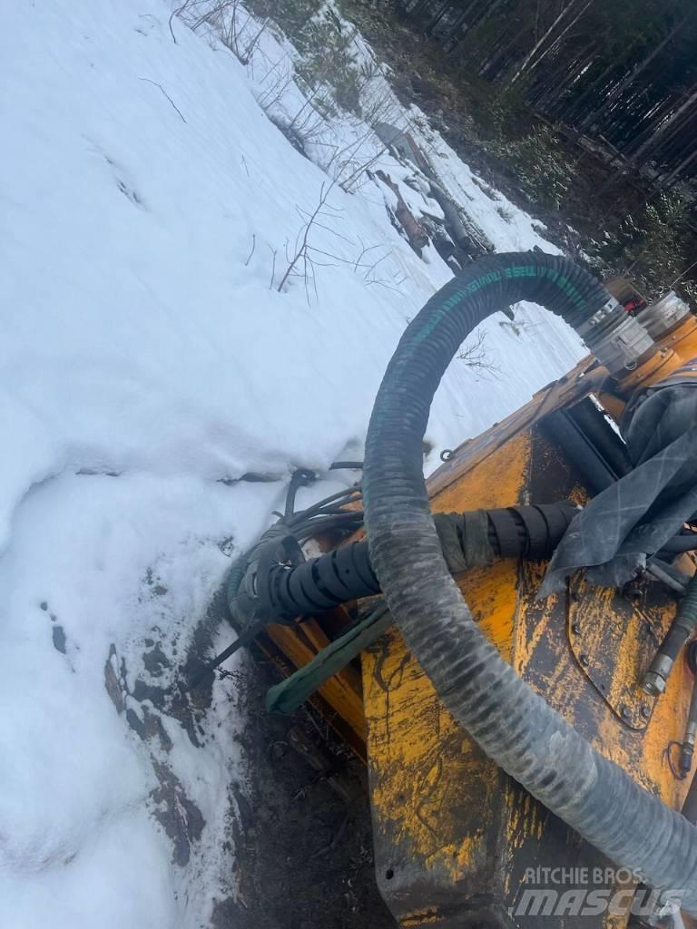 CAT 325 FL CR Апаратура за повърхностна редова сеидба