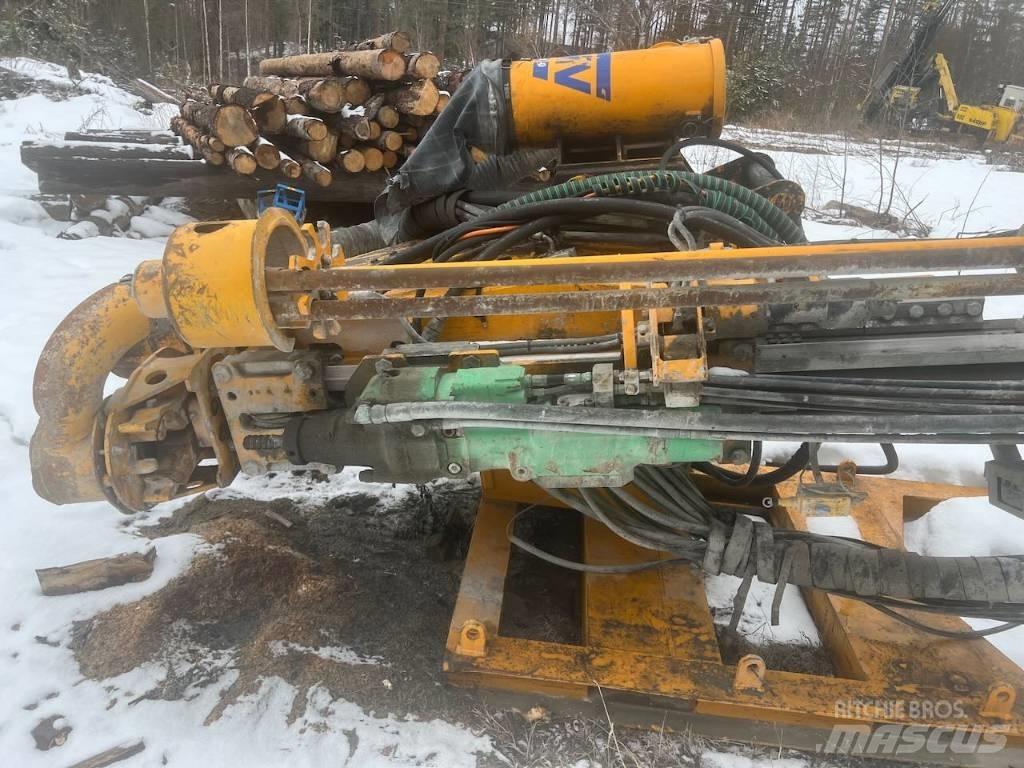 CAT 325 FL CR Апаратура за повърхностна редова сеидба