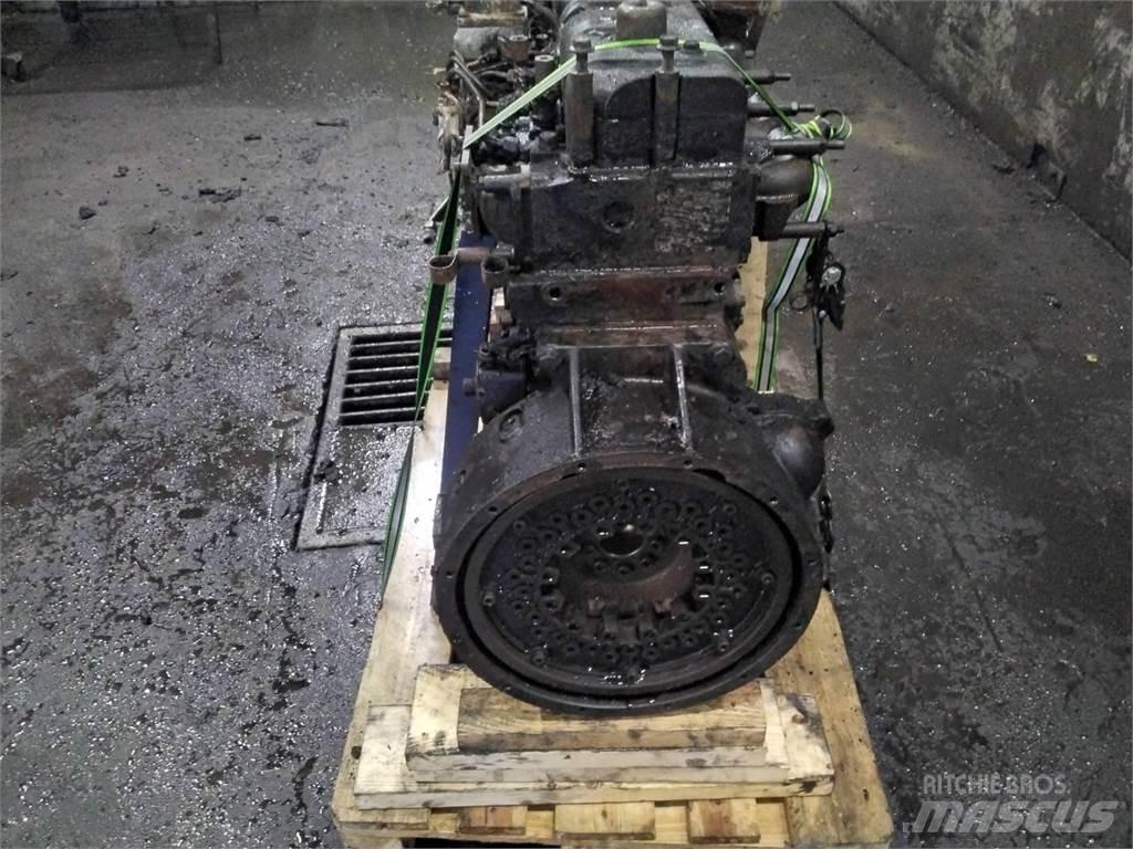 Sisu Komatsu 895 Двигатели