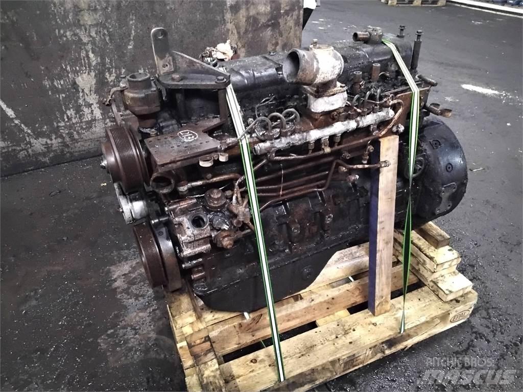 Sisu Komatsu 895 Двигатели