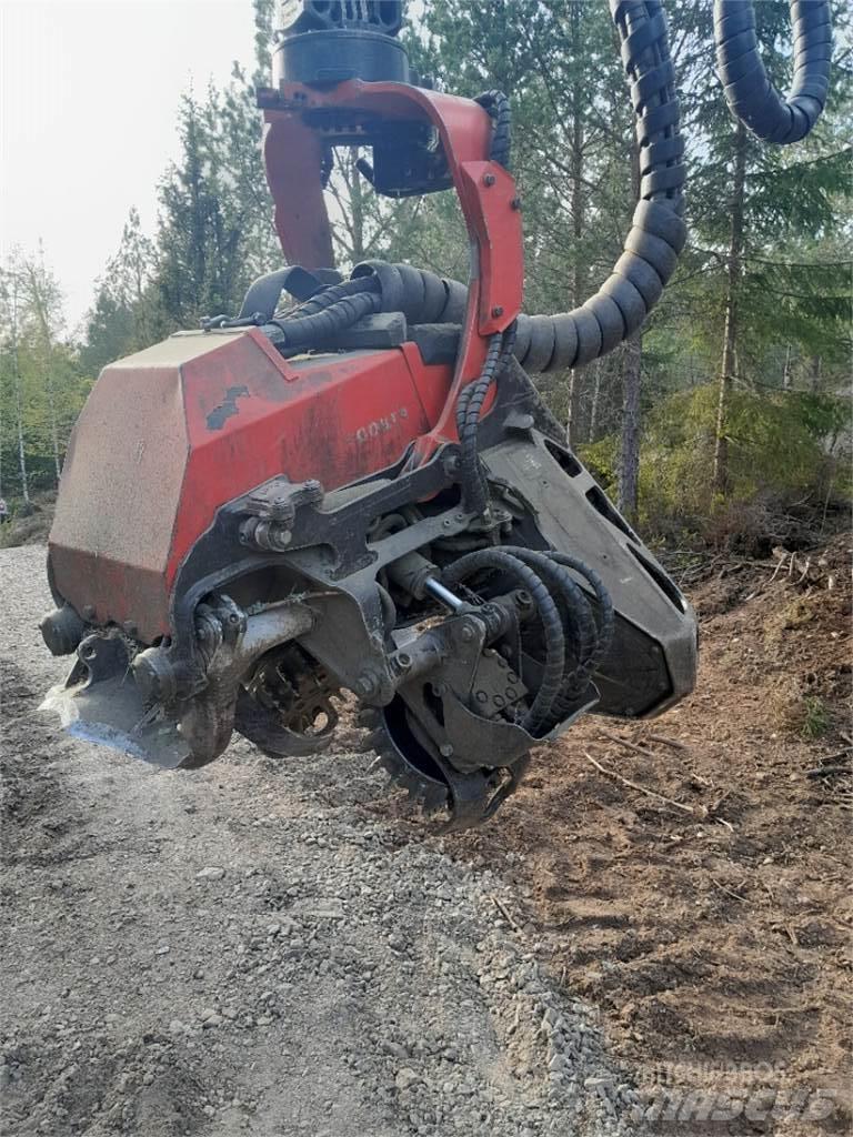 Komatsu C93 Глави за харвестери