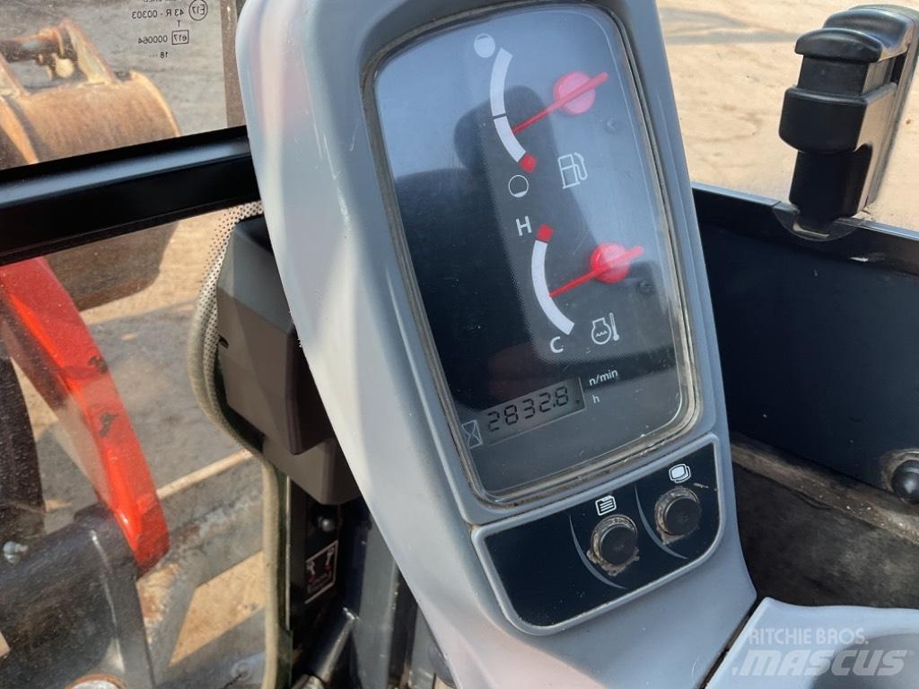 Kubota U27-4 Мини екскаватори < 7 т