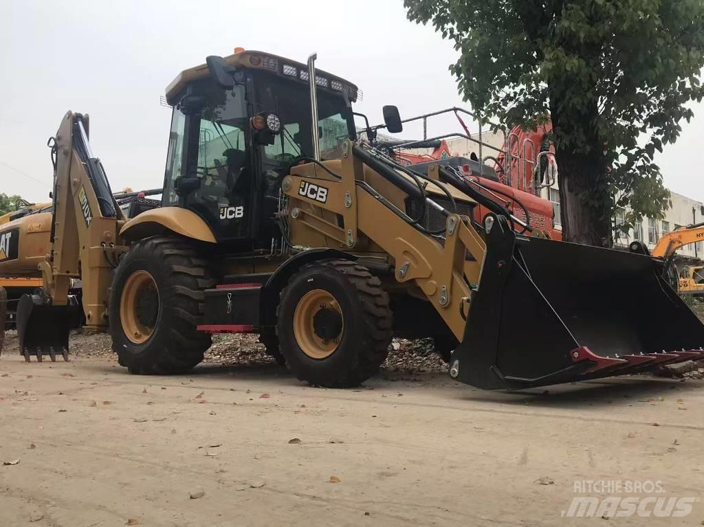 JCB 3 CX Товарач със заден ексватор