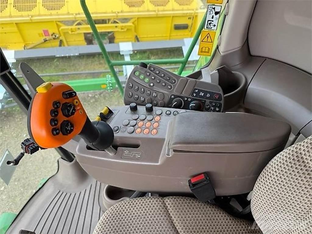 John Deere T560i Комбайни