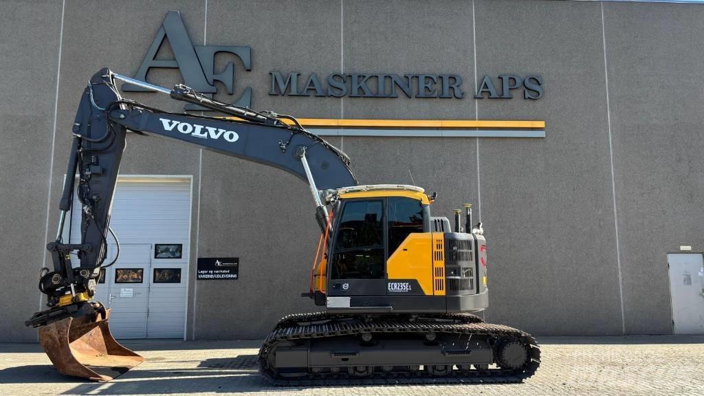 Volvo ECR 235 E Верижен екскаватор