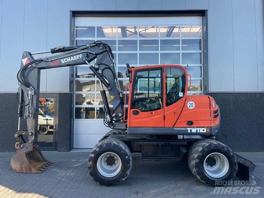 Terex TW110 Средни екскаватори 7т - 12т