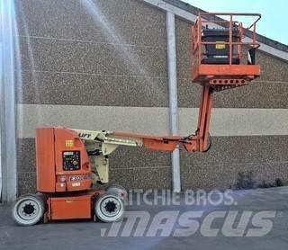 JLG E 300 AJP Съчленени стрелови подемници
