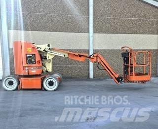 JLG E 300 AJP Съчленени стрелови подемници