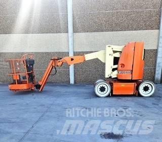 JLG E 300 AJP Съчленени стрелови подемници