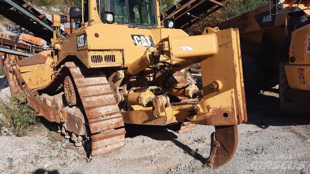 CAT D 8 R II Верижни булдозери
