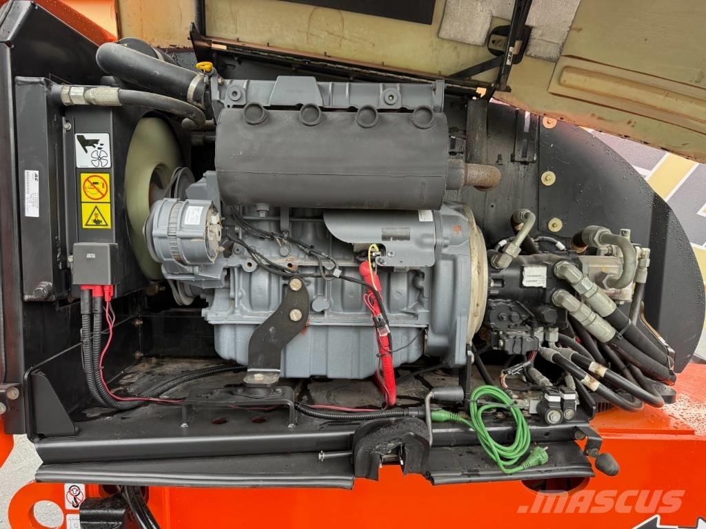 JLG 660 SJ Съчленени стрелови подемници