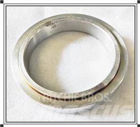CLAAS Bushing Предаване