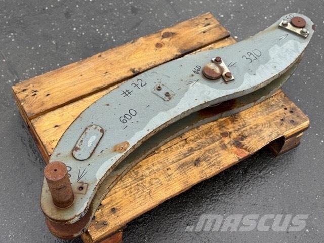 Liebherr BUCKET LINK Стрели и рамена
