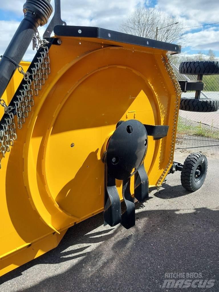 McConnel SR460 Стъблорезачки