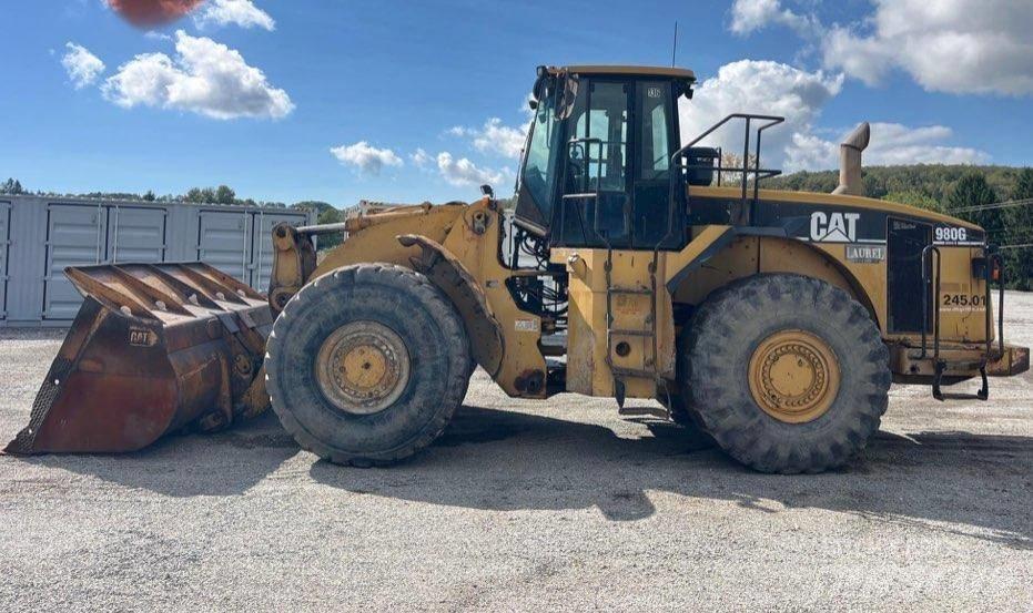CAT 980G Колесни товарачи