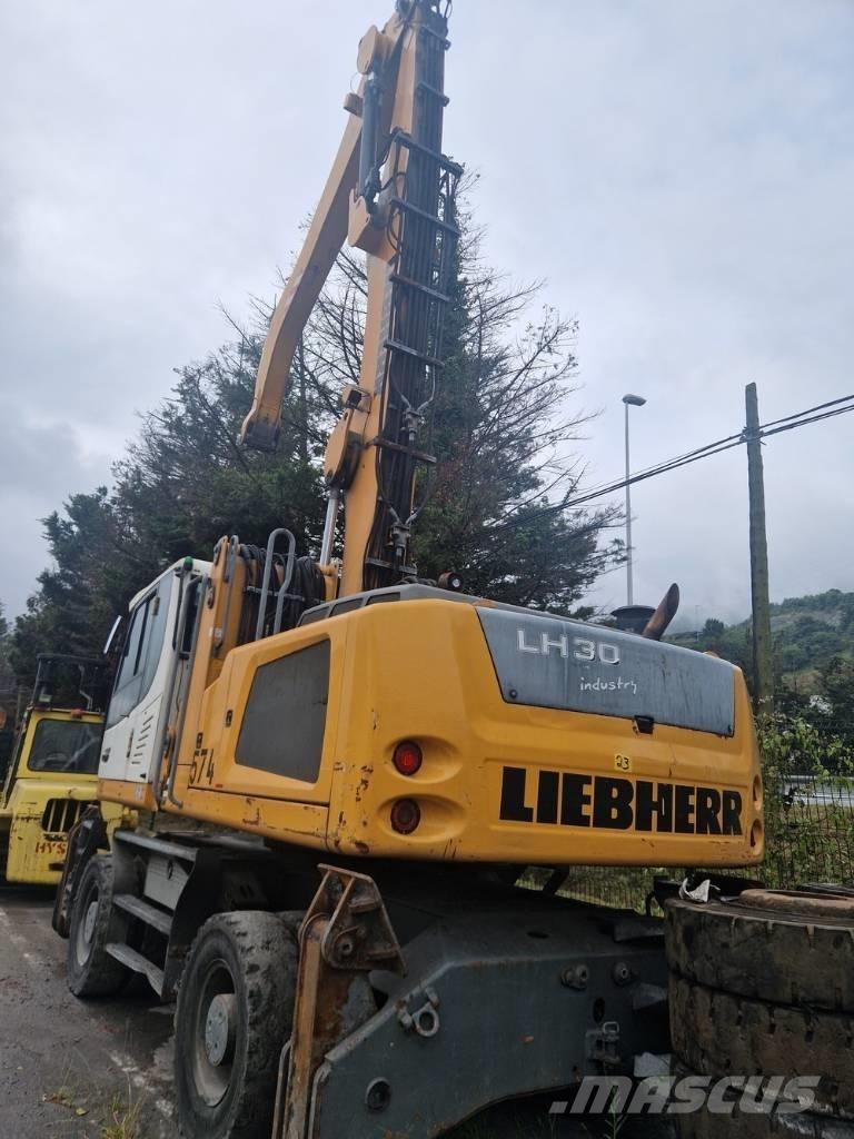 Liebherr LH 30 M Оператори на отпадъци/индустрия
