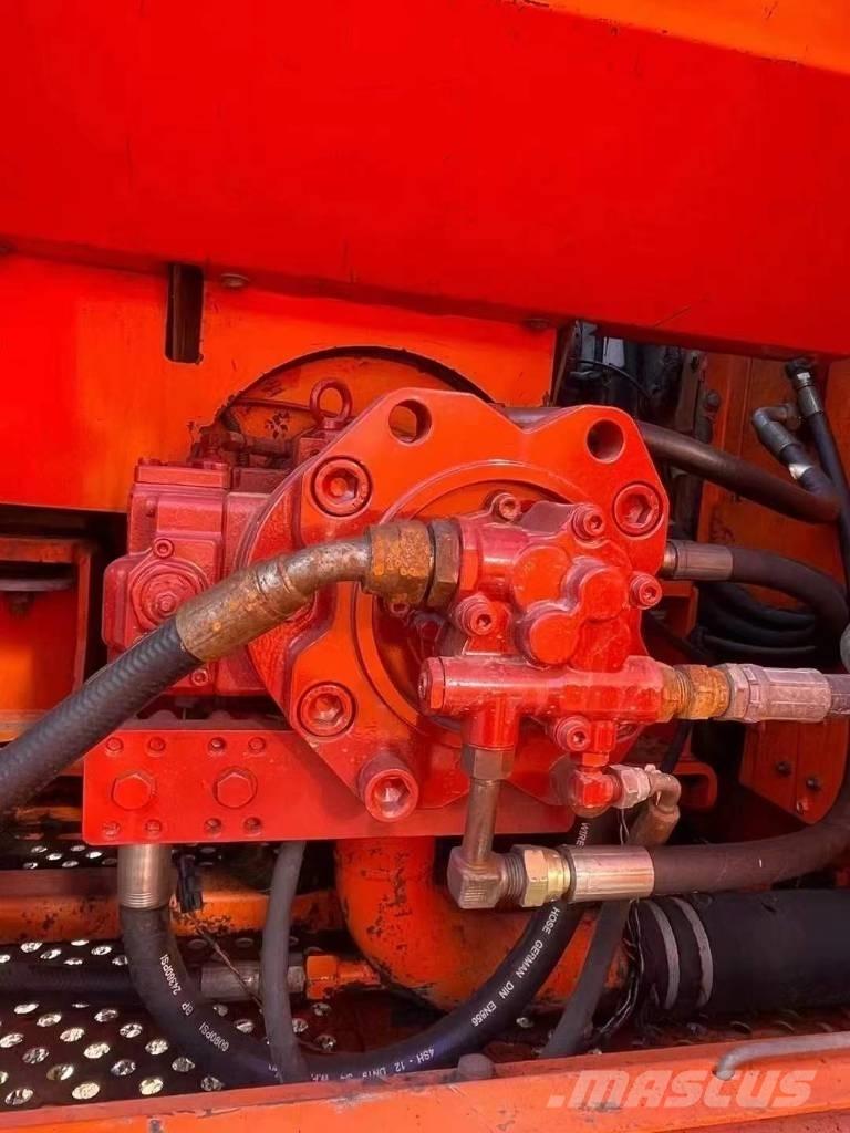 Doosan DH 300 LC-7 Верижен екскаватор