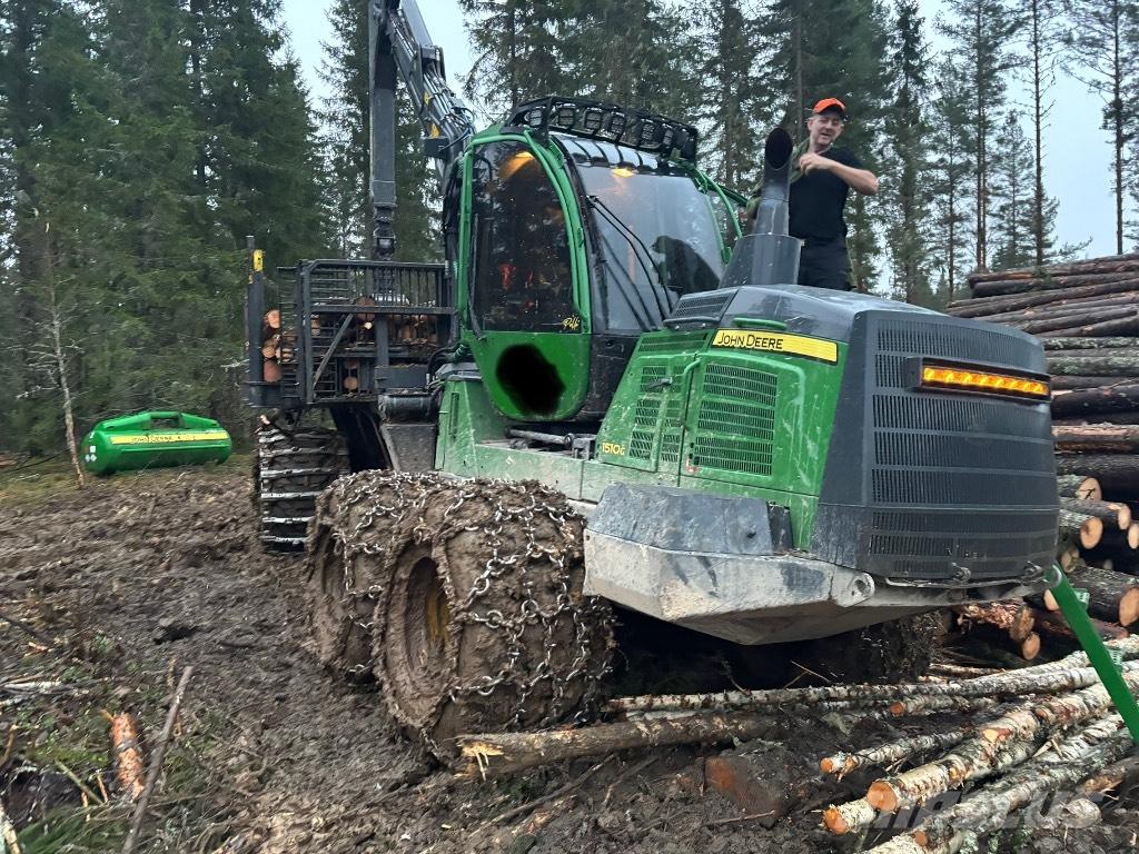 John Deere 1510G Форуардери