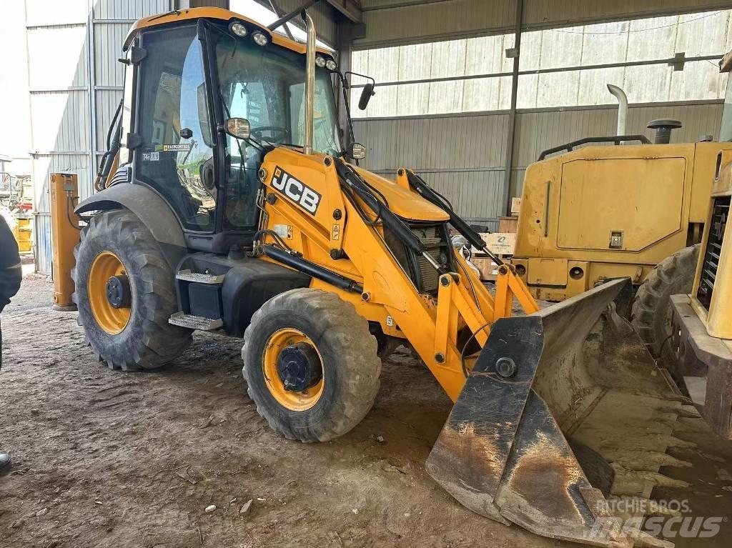 JCB 3 CX Товарач със заден ексватор