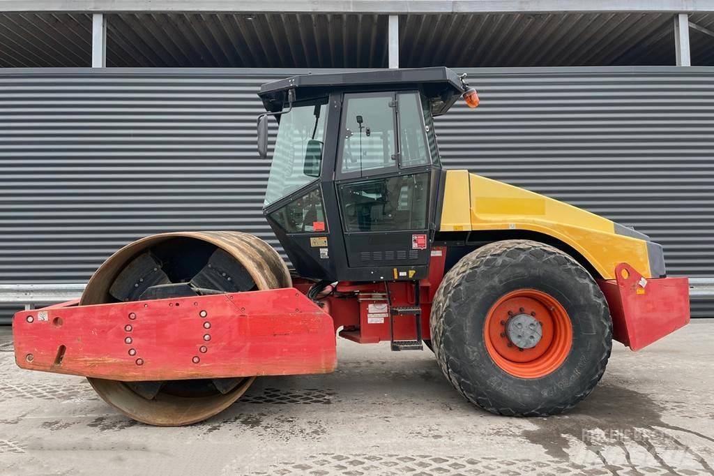 Dynapac CA302D Еднобарабанни ролки
