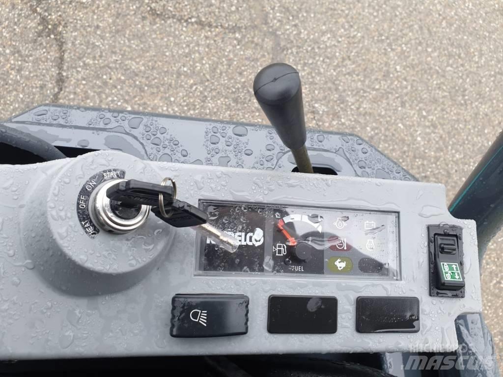 Kobelco SK 17 SR-3E Мини екскаватори < 7 т