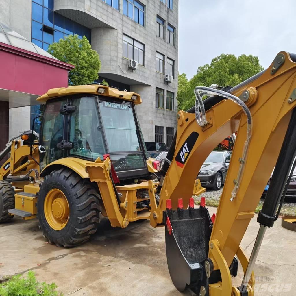 CAT 420 Товарач със заден ексватор