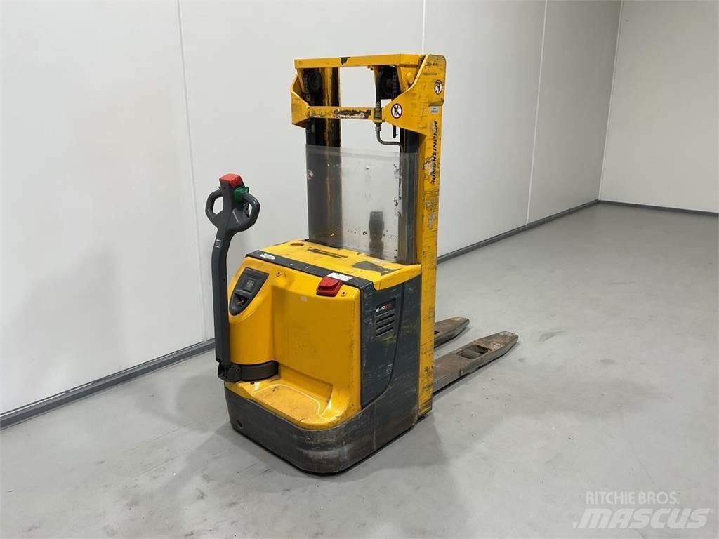 Jungheinrich EJC12 Самоходни товарачи
