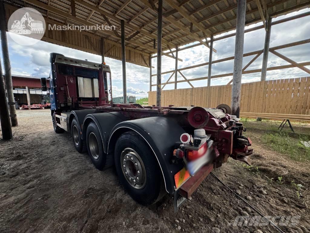 Volvo FH 16 550 Камиони с кран с кука