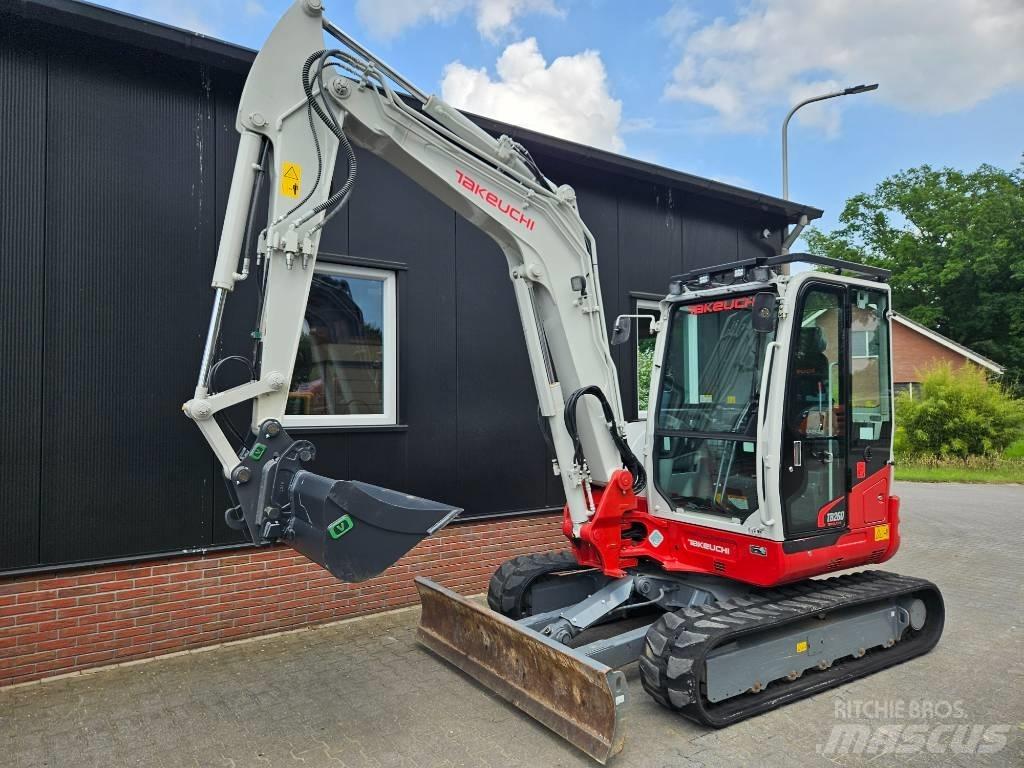 Takeuchi TB 260 Мини екскаватори < 7 т