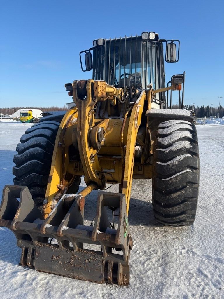 CAT 950G Колесни товарачи