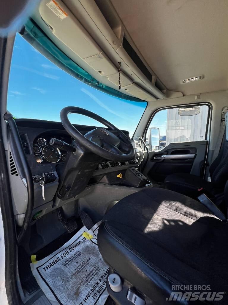 Kenworth T880 Комби / вакуум камиони
