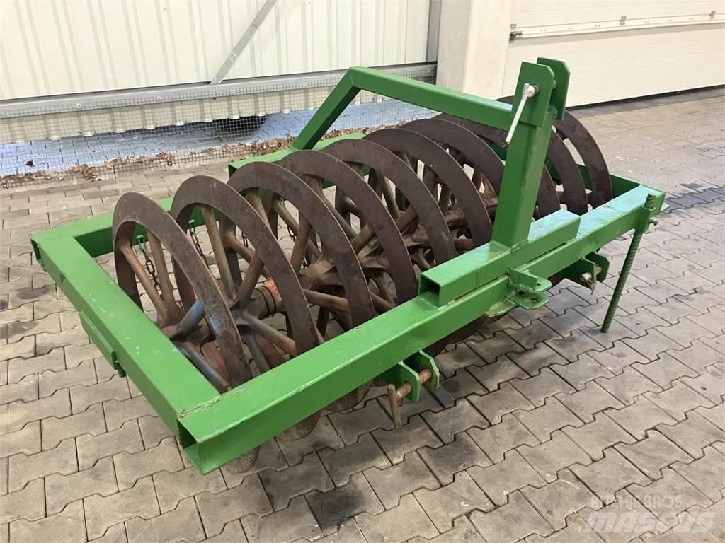  UNBEKANNT 1,80 m Валяк