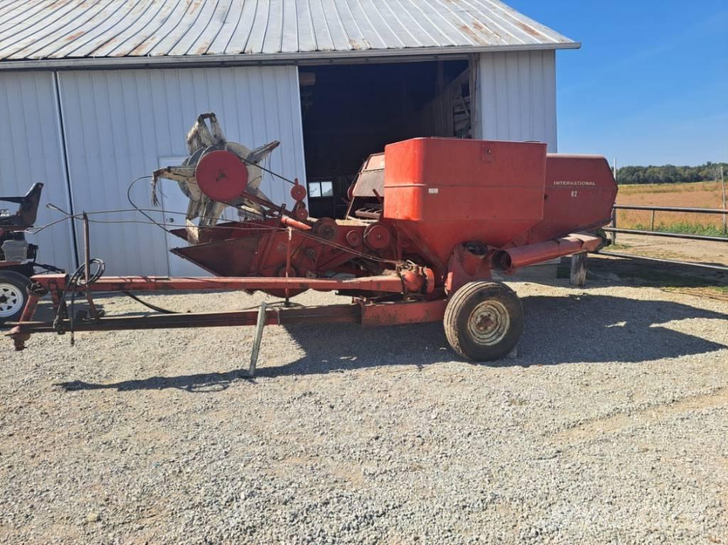 International 82 Глави за комбайн