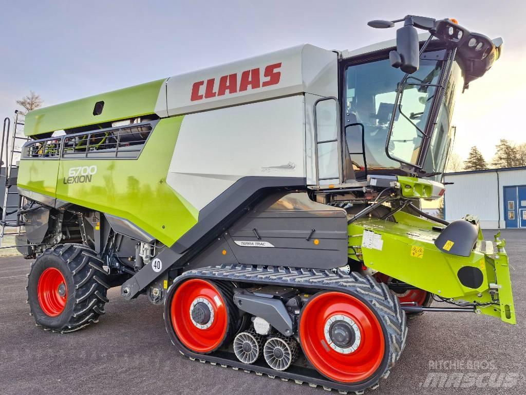 CLAAS LEXION  6700 TT Комбайни