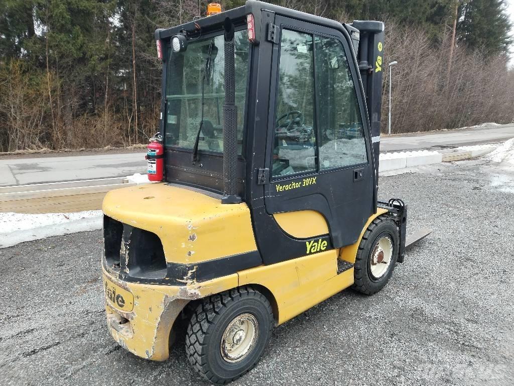 Yale GDP30VX E2345 Дизелови камиони