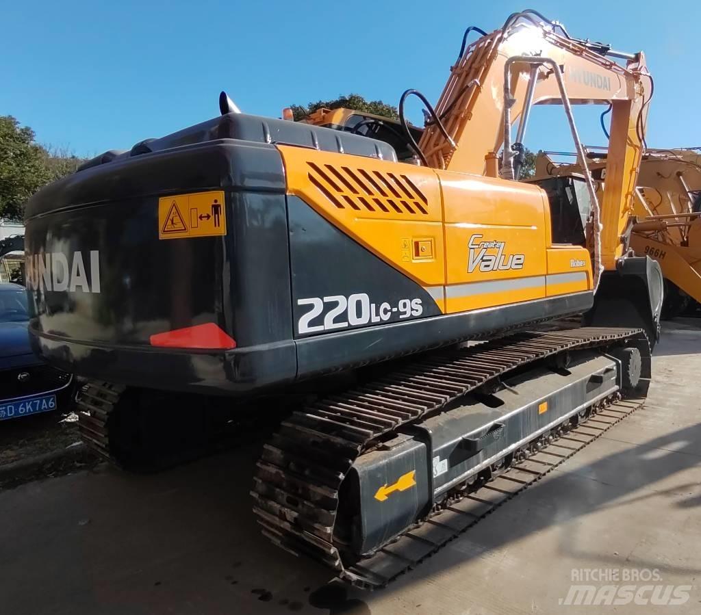 Hyundai 220LC-9S Верижен екскаватор