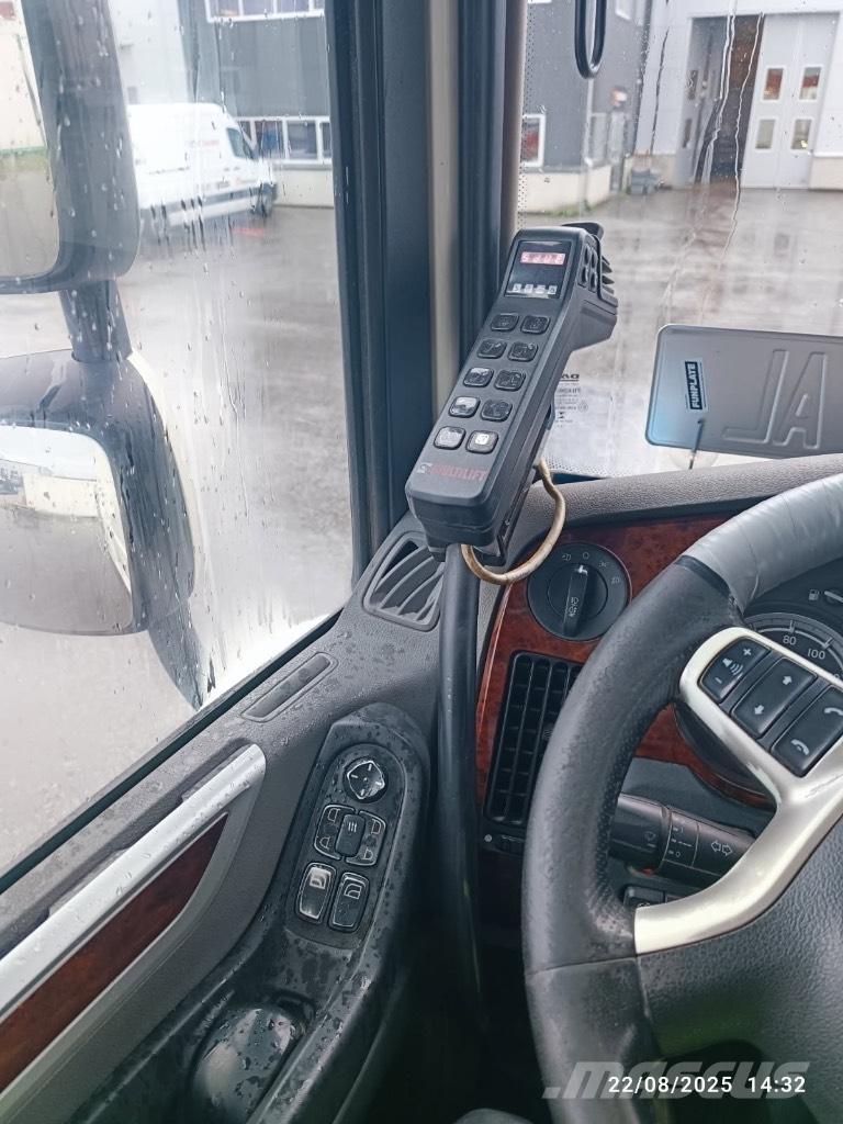 DAF XF 510 Камиони с кран с кука