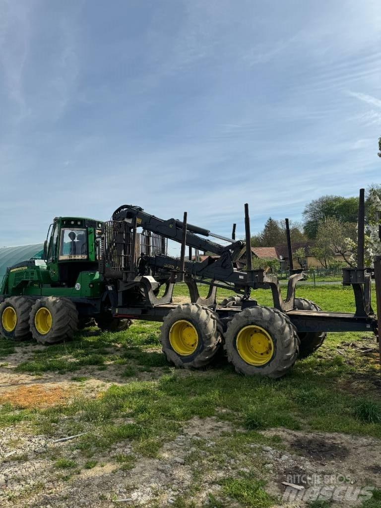 John Deere 1510G Форуардери