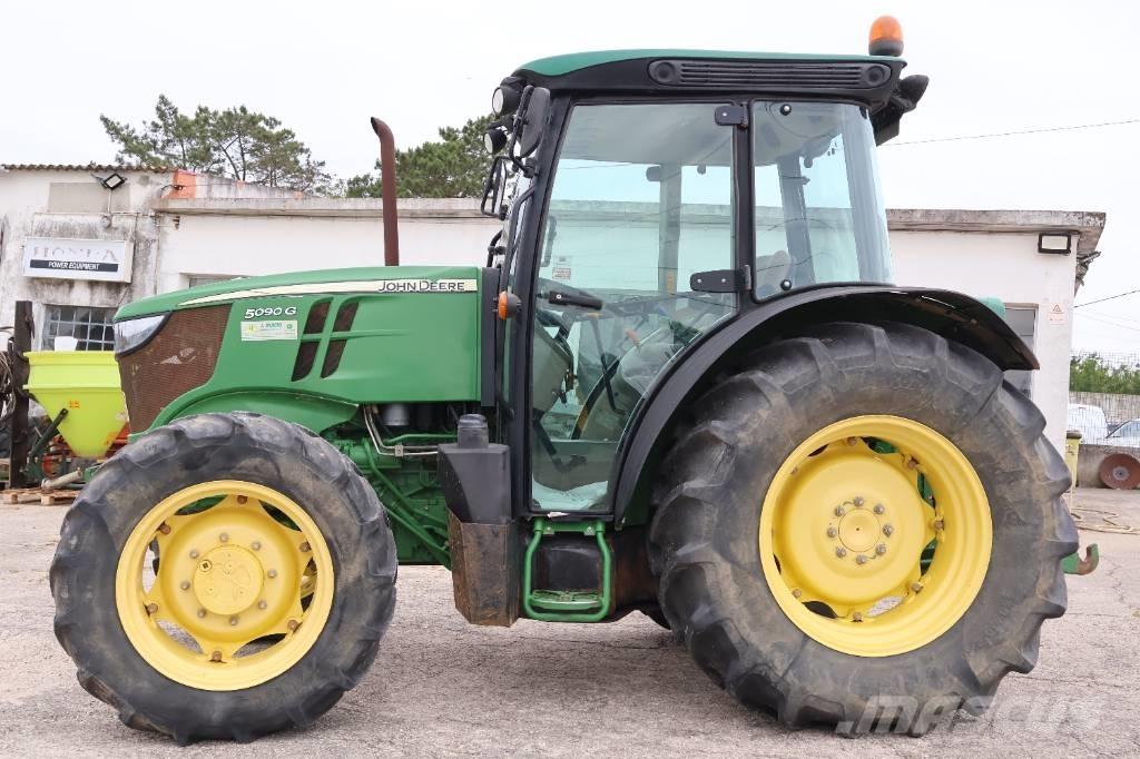 John Deere 5090 G Трактори