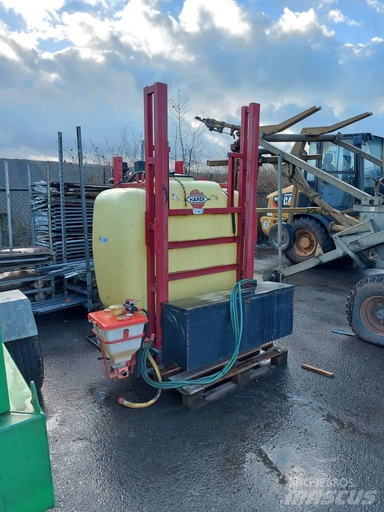 Hardi 1000 liter Навесни пръскачки
