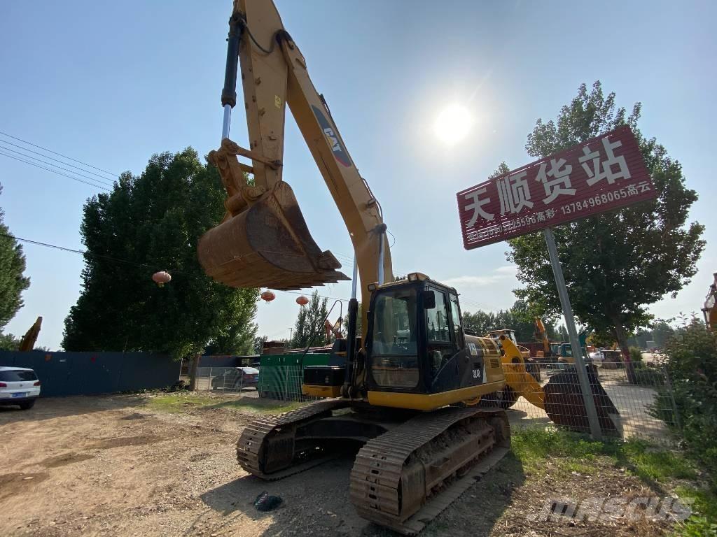 CAT 324D Верижен екскаватор