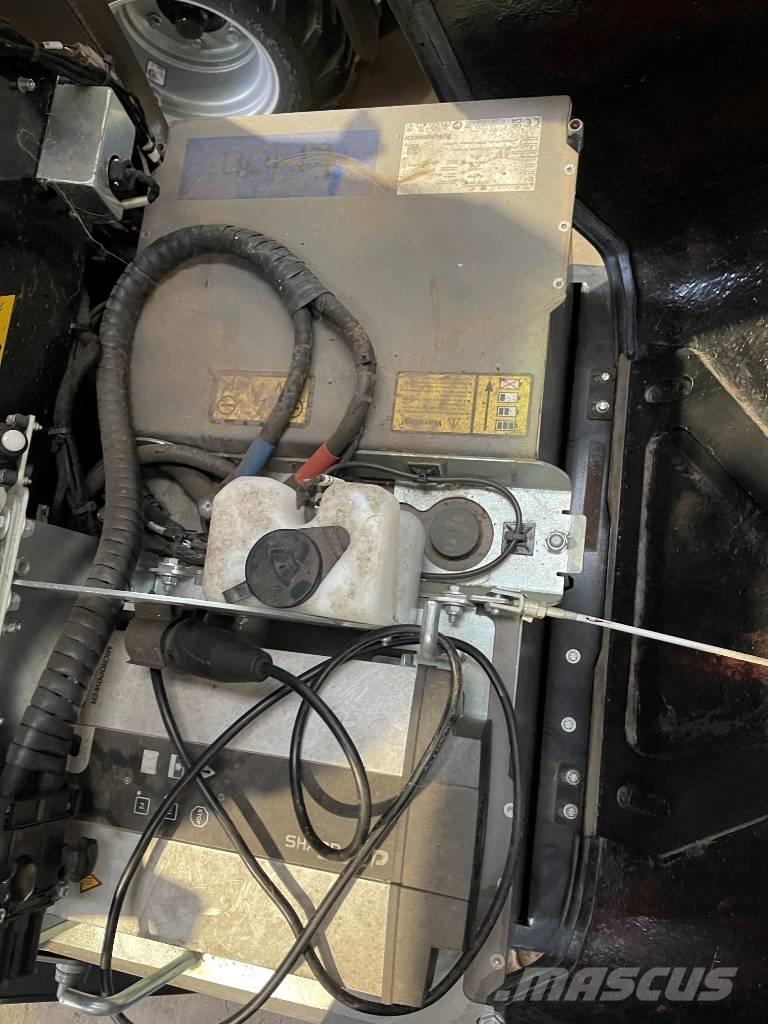 Kubota RT220-2e Колесни товарачи