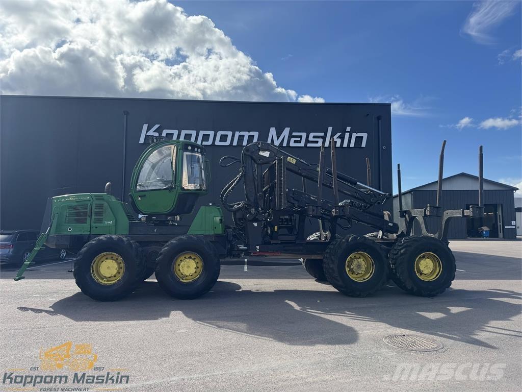 John Deere 1910E Форуардери