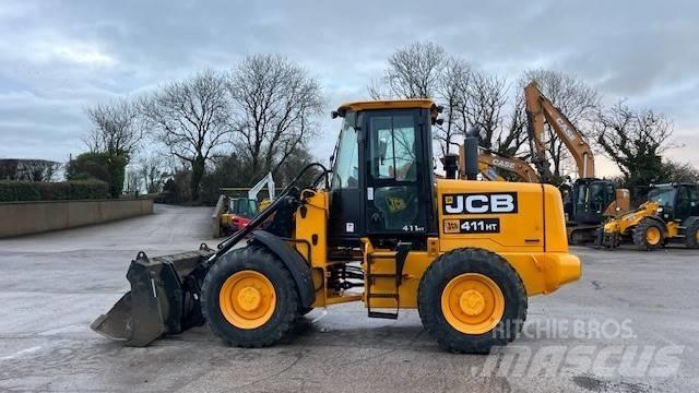 JCB 411 Колесни товарачи