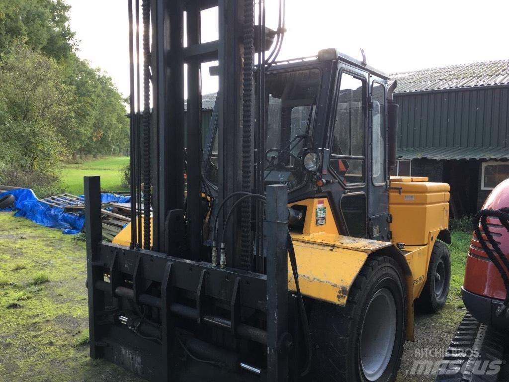 Heden 7680S Дизелови камиони