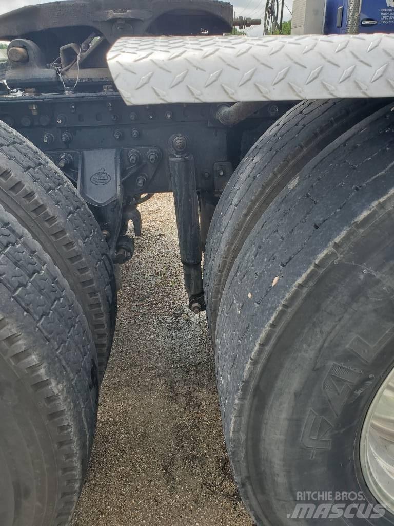 Mack P 164 T Шаси кабини