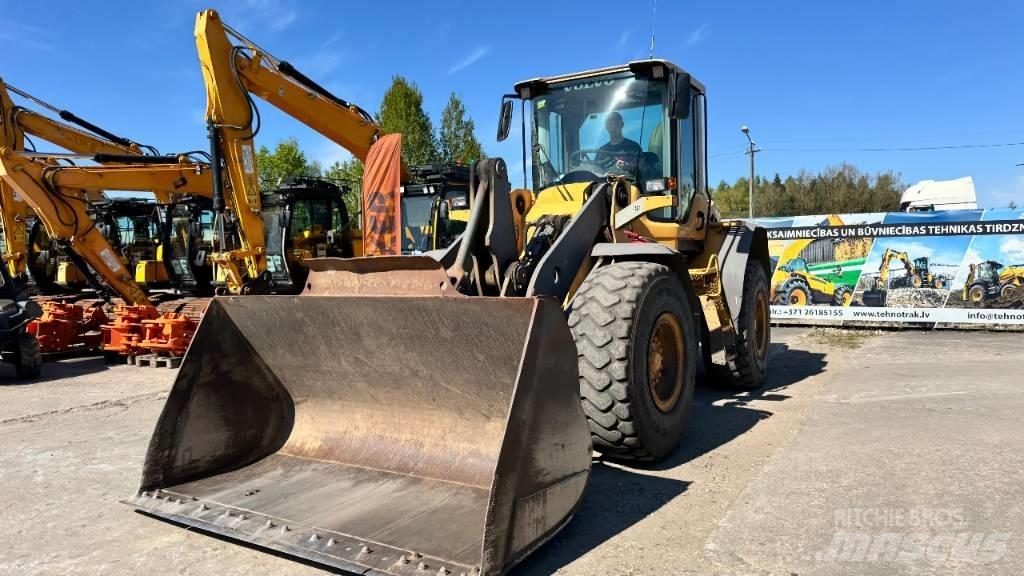 Volvo L 90 F Колесни товарачи