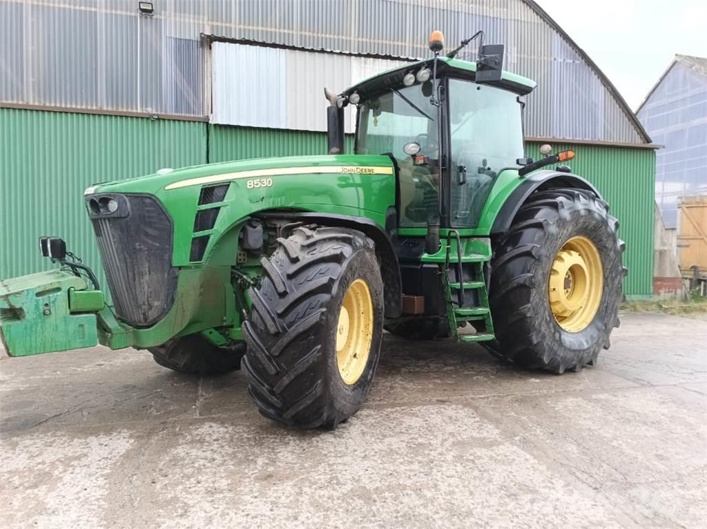 John Deere 8530 Трактори