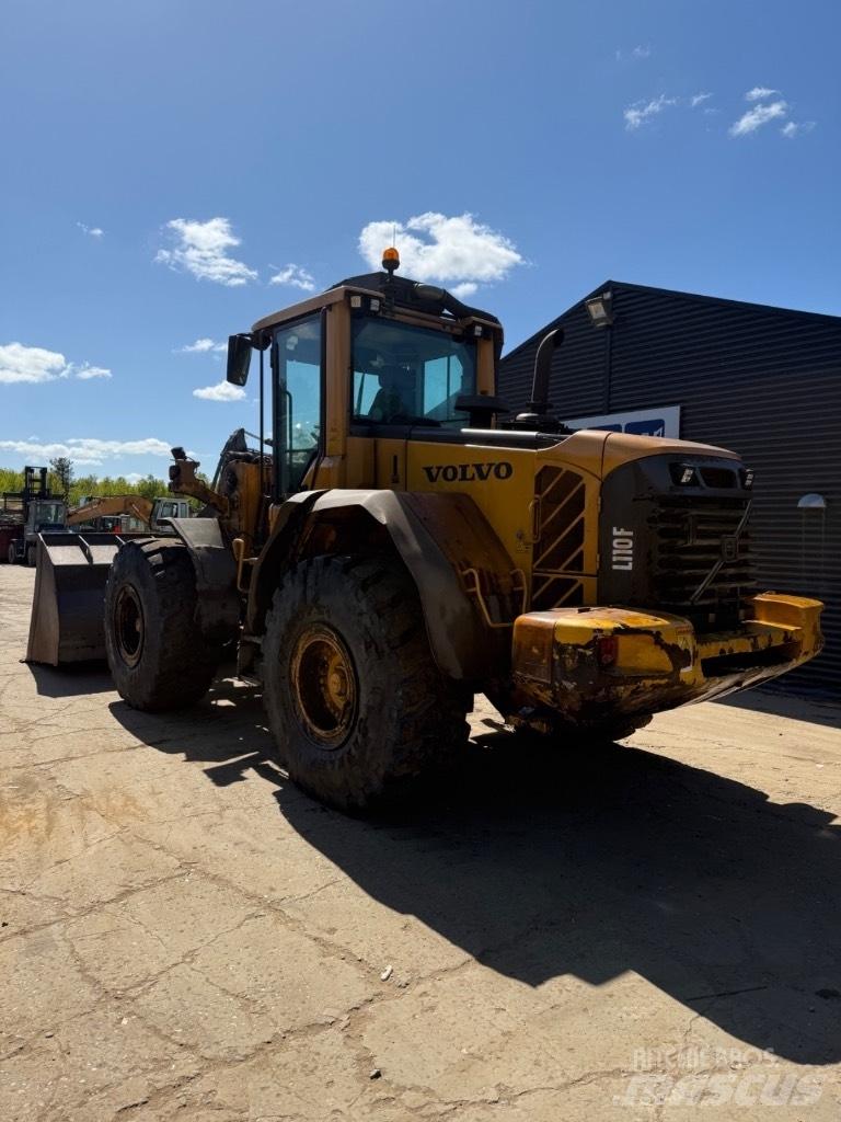 Volvo L 110 F Колесни товарачи