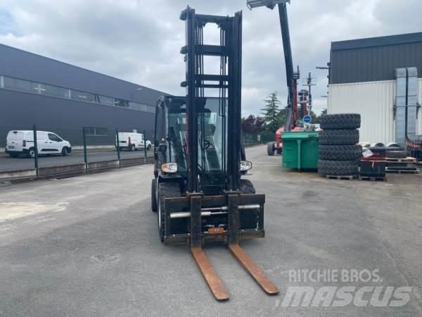 Manitou MSI35 Камиони за херавни местности